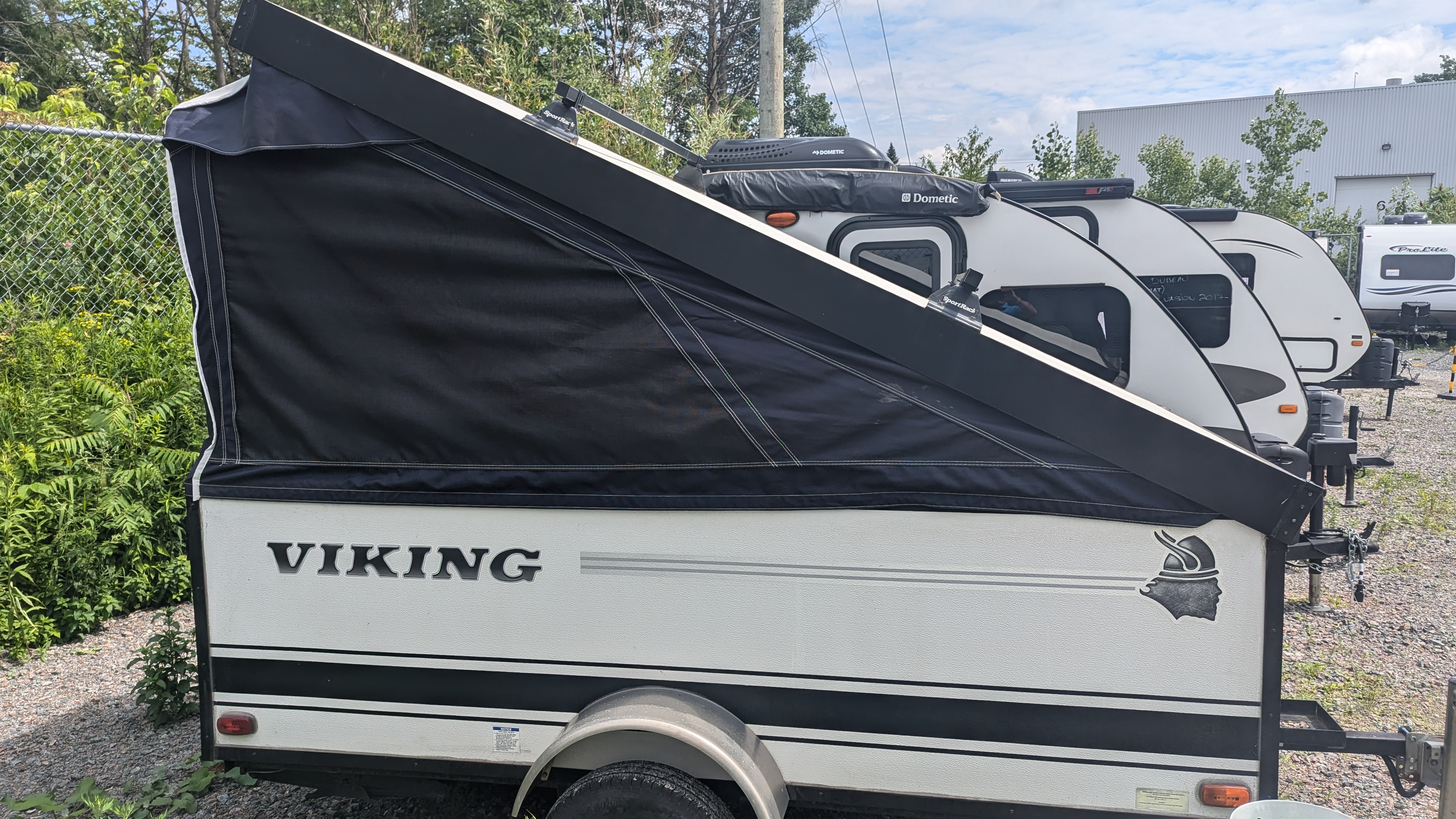Viking Express 2019 - Tente-roulotte de base à petit prix !